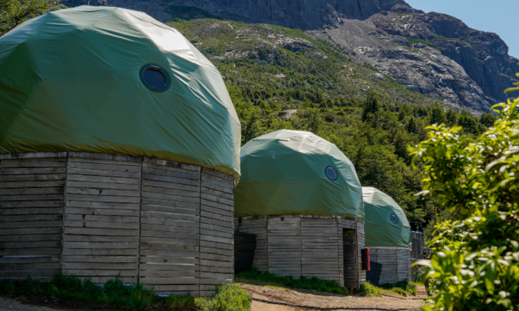 Camping and Domos El Frances